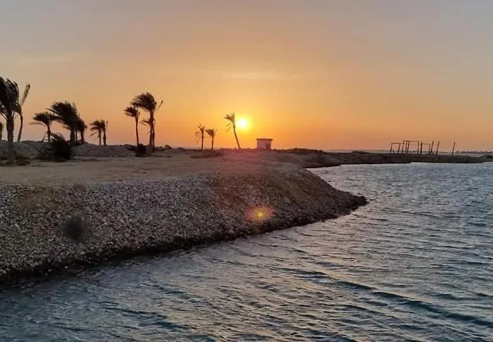 شاليهات قرية هوليداى فانتازيا * Ras Sedr